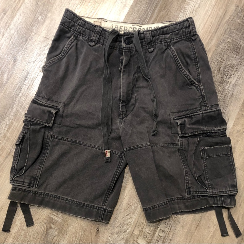 Abercrombie & Fitch Men's Cargo Shorts in Charcoal Black